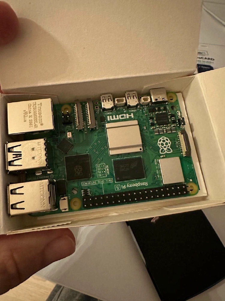 Смотрим на Raspberry Pi 5 и пишем софт